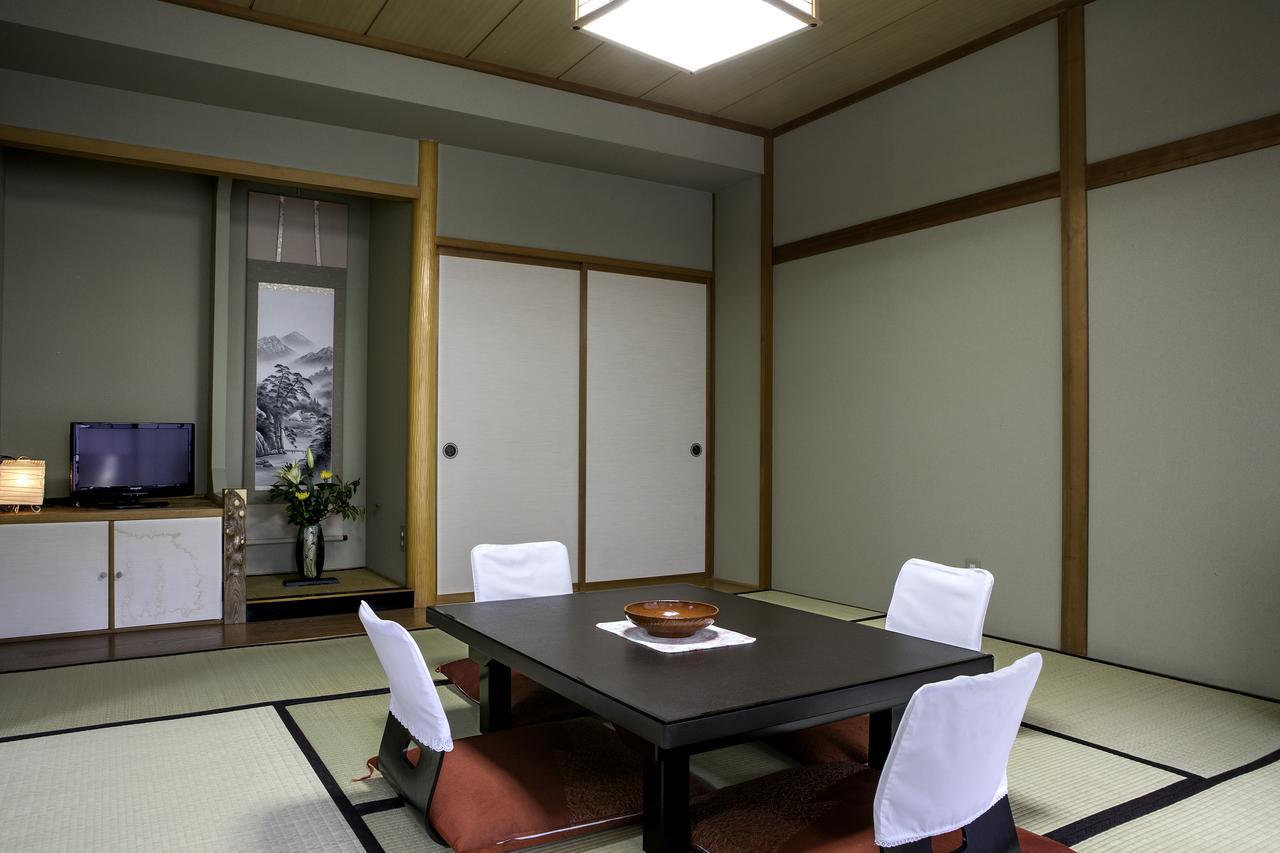 Ryokan Warabino Takayama  Exterior foto